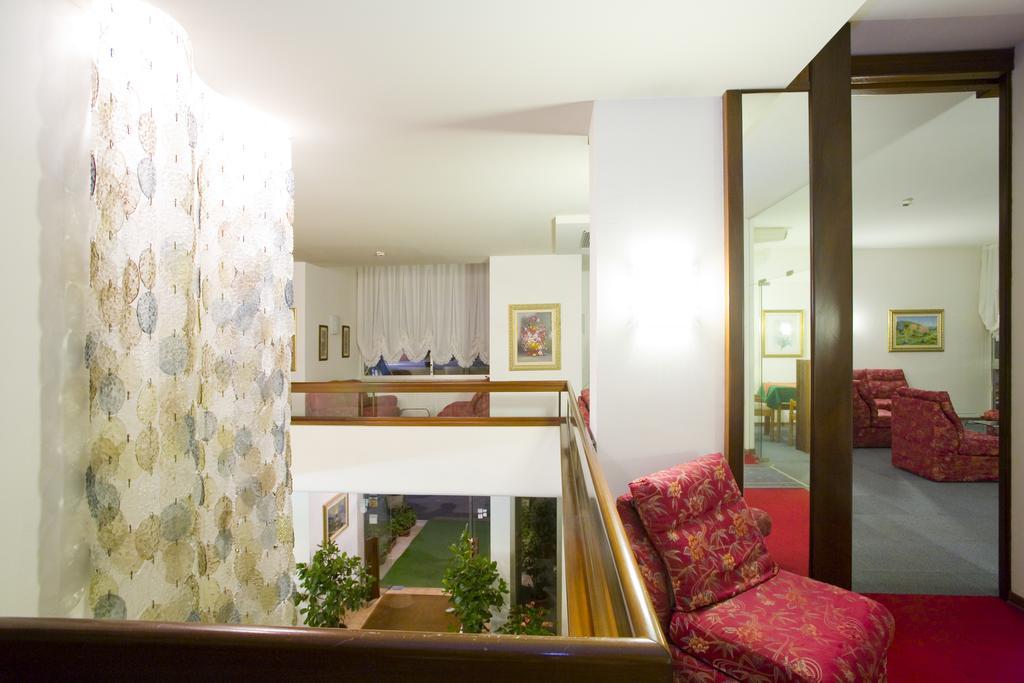 Hotel Metropol Caorle Eksteriør bilde